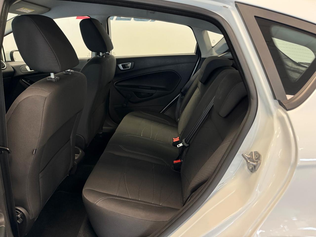 Ford Fiesta 1.2 60CV 5 porte NEOPATENTATI 70.000 KM