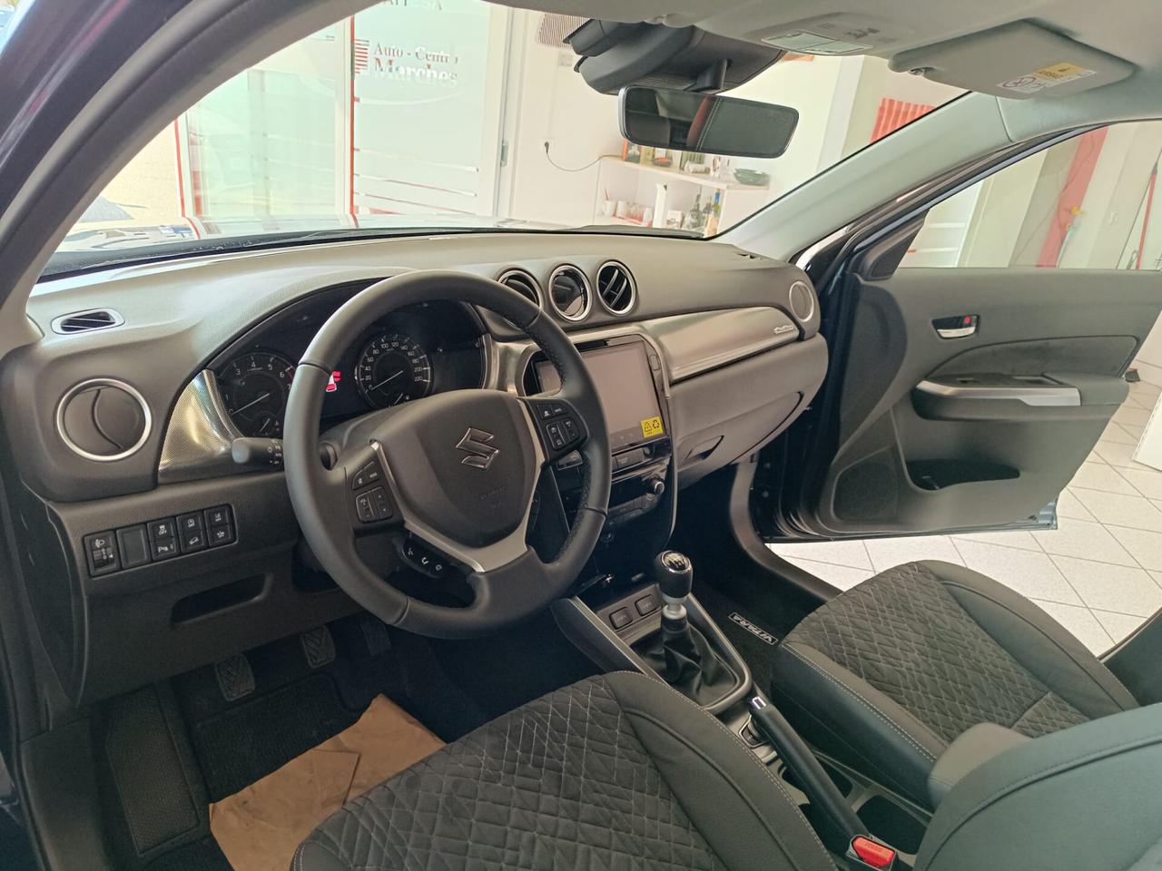 SUZUKI VITARA 1.4 IBRIDA ALLGRIP 4X4 MANUALE BICOLORE
