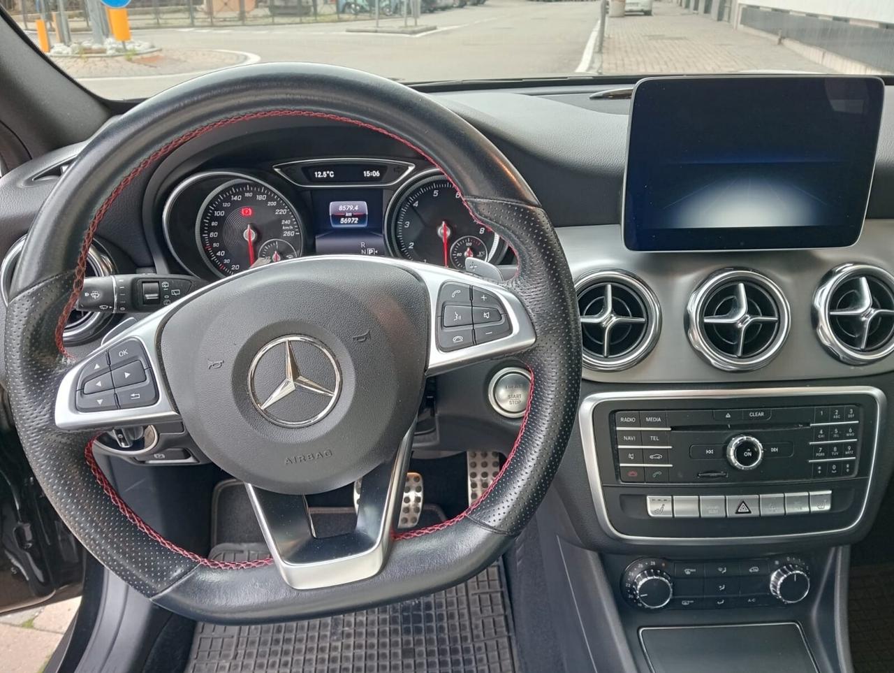 Mercedes-benz GLA 180 AMG LINE 122 CV AT