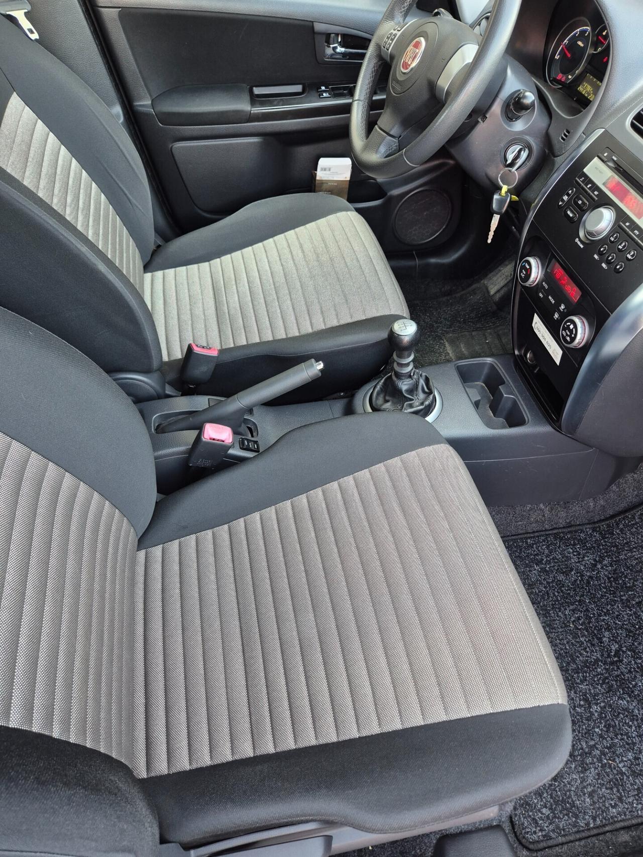 Fiat Sedici 2.0 MJT 16V DPF 4x4 Emotion