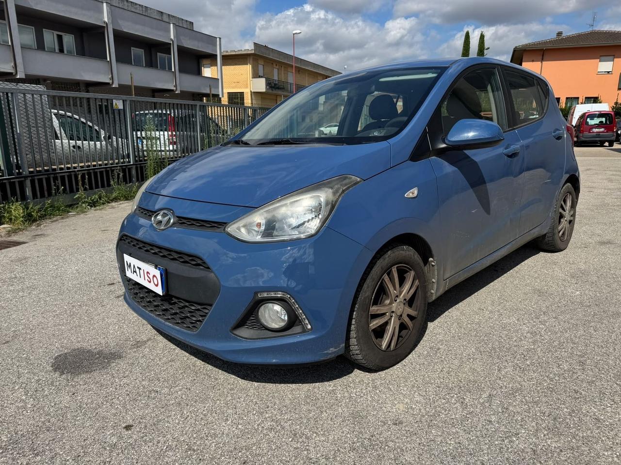 Hyundai i10 (LEGGERE)