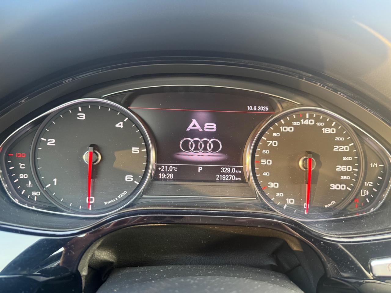 Audi A8 3.0 TDI 250CV QUATTRO FULL MATRIX 2011 EU5