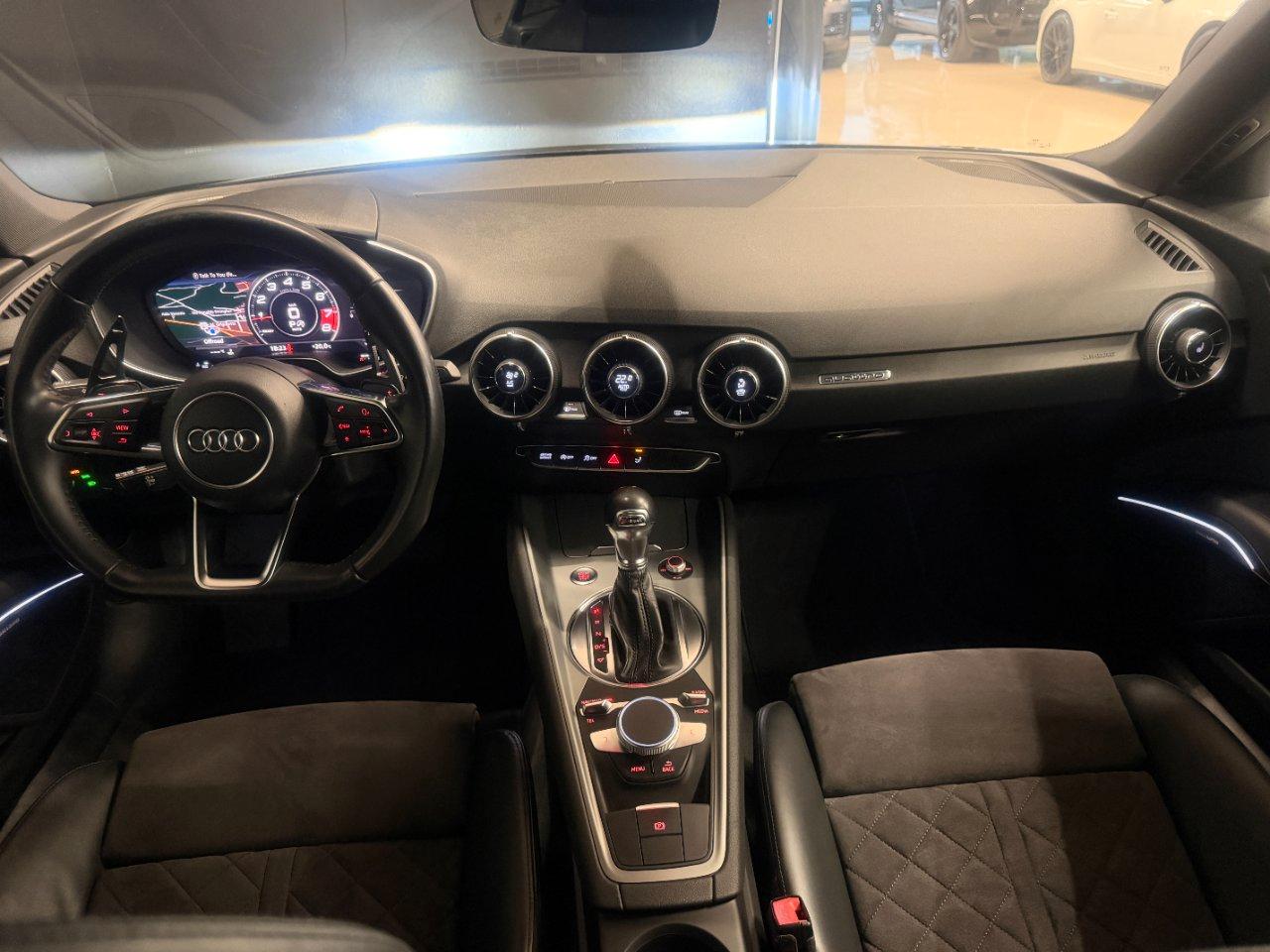 Audi TT Coupe 2.0 tfsi S line quattro s-tronic