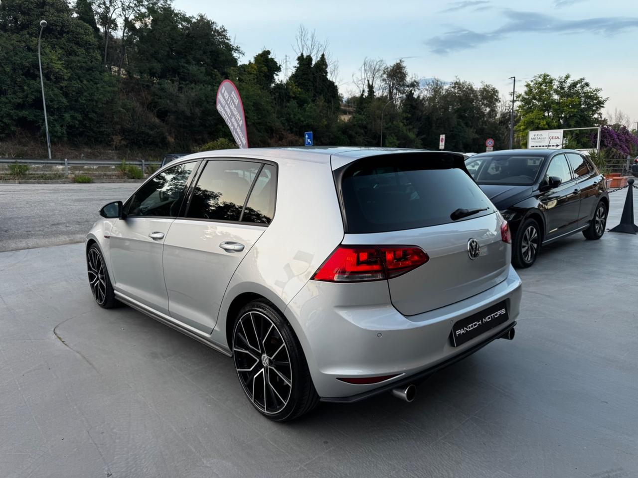 Volkswagen Golf GTI Performance 2.0 TSI DSG 5p. BlueMotion Technology