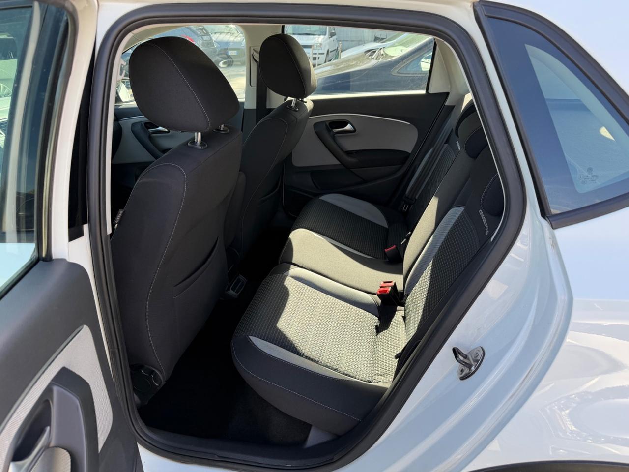 Volkswagen Cross Polo 1.4TDI 90cv