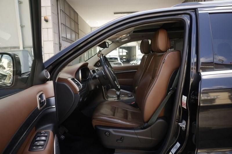 Jeep Grand Cherokee Jeep Grand Cherokee 3.0 V6 CRD 140kW SUMMIT ANNO 2016