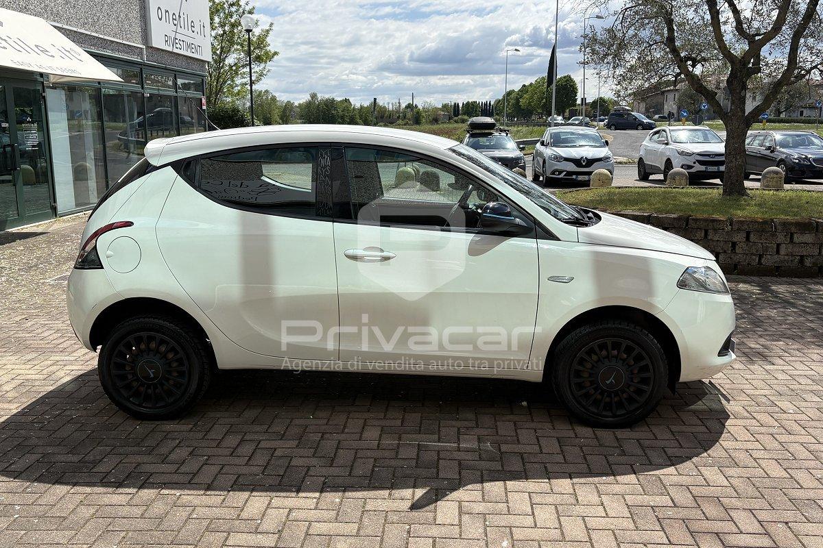LANCIA Ypsilon 0.9 TwinAir 85 CV 5 porte Metano Ecochic Gold