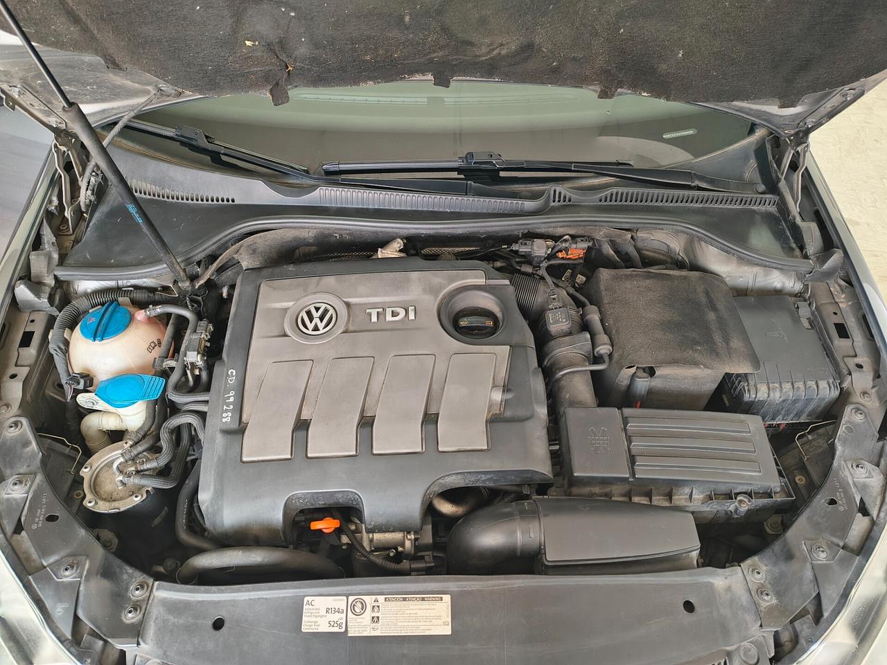 VOLKSWAGEN GOLF 1.6 TDI BUSINESS HIGHLINE