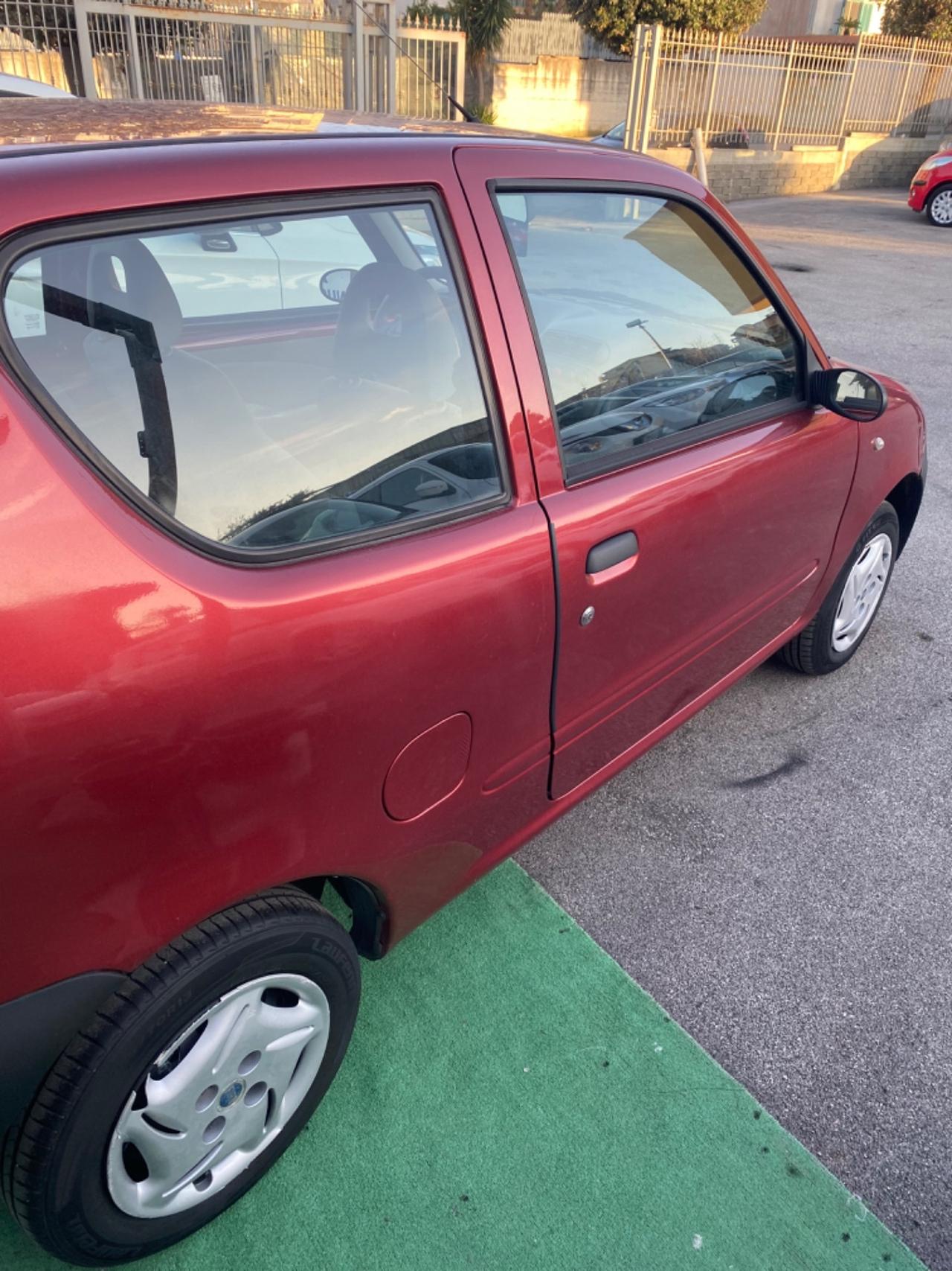 Fiat 600 1.1 Benzina Anno 2006 TAGLIANDATA