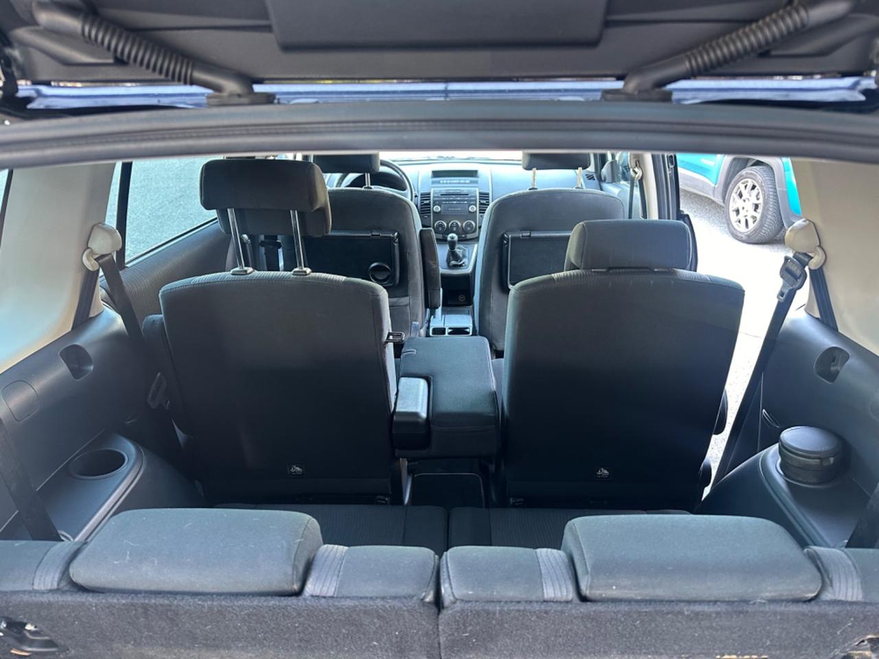 MAZDA 5 BENZINA 7 POSTI NEOPATENTATI