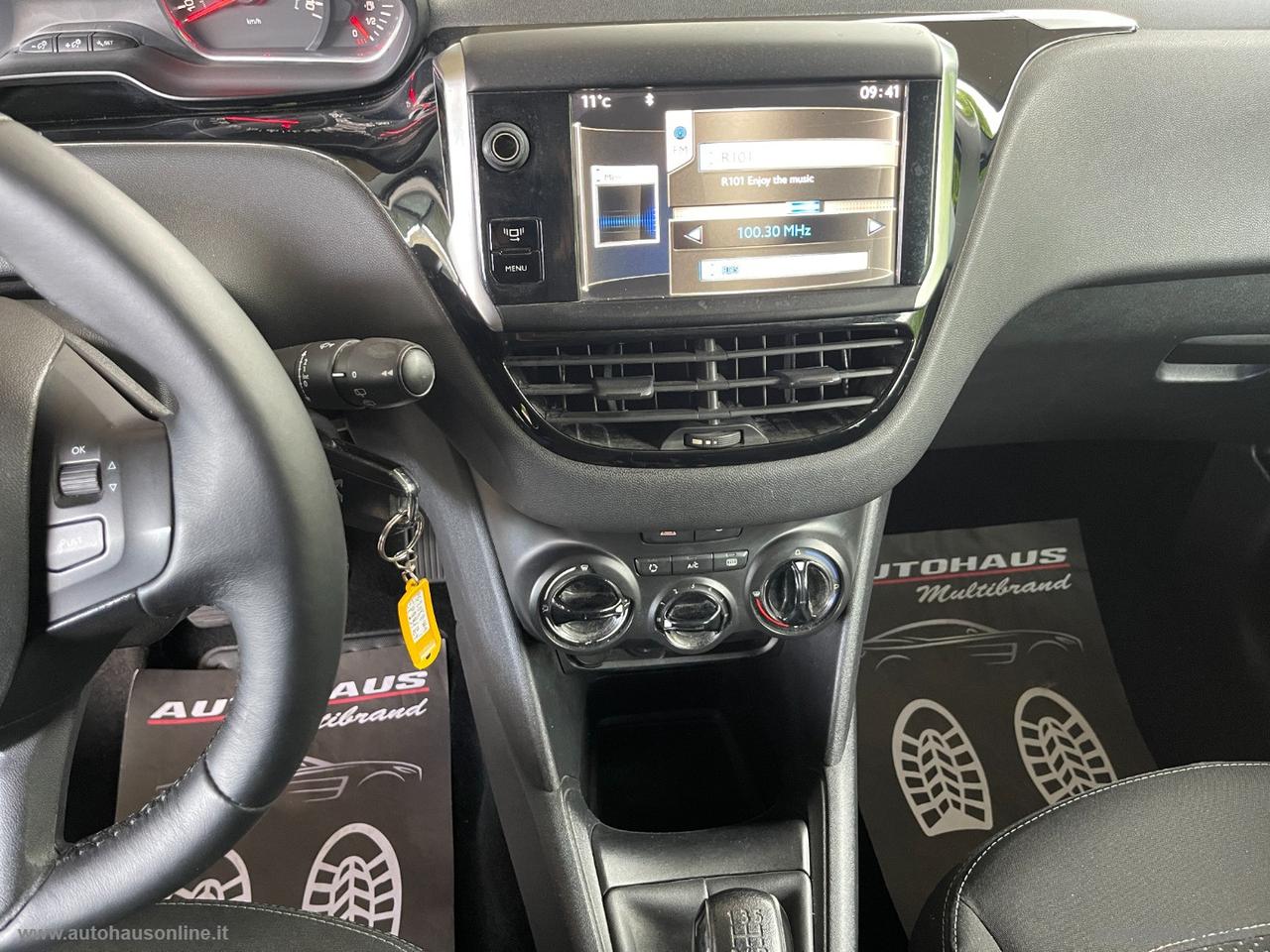 PEUGEOT 208 1.2 VTi 82 CV 5p. Access