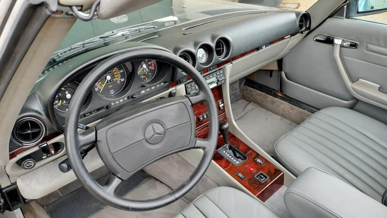 Mercedes-benz SL 560 560 SL Roadster SERIE R107