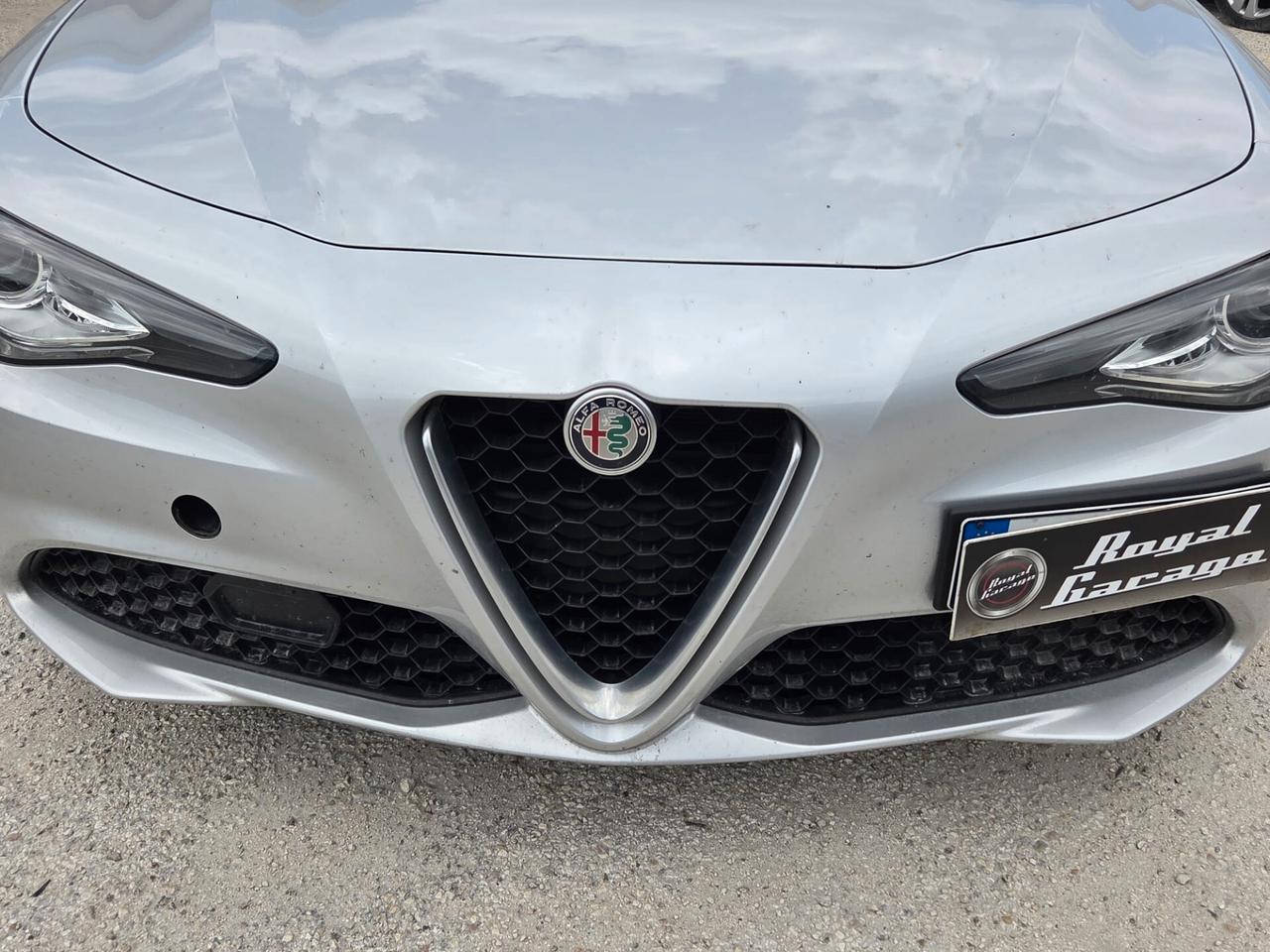 Alfa Romeo Giulia 2.2 JTDM TURBODIESEL MY19 -MOTORE ROTTO-