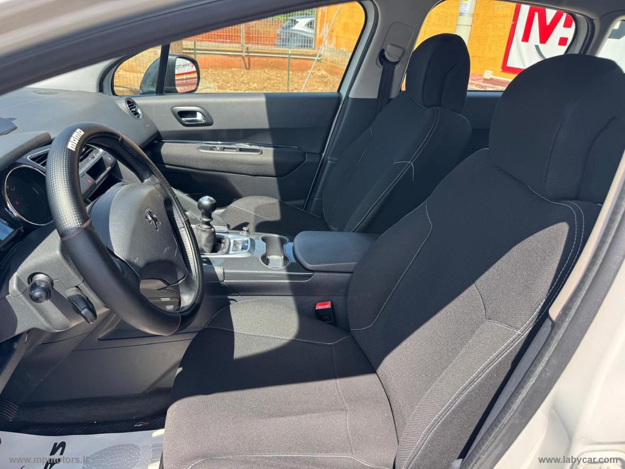 PEUGEOT 3008 BUSINESS 1.6 HDi 110CV