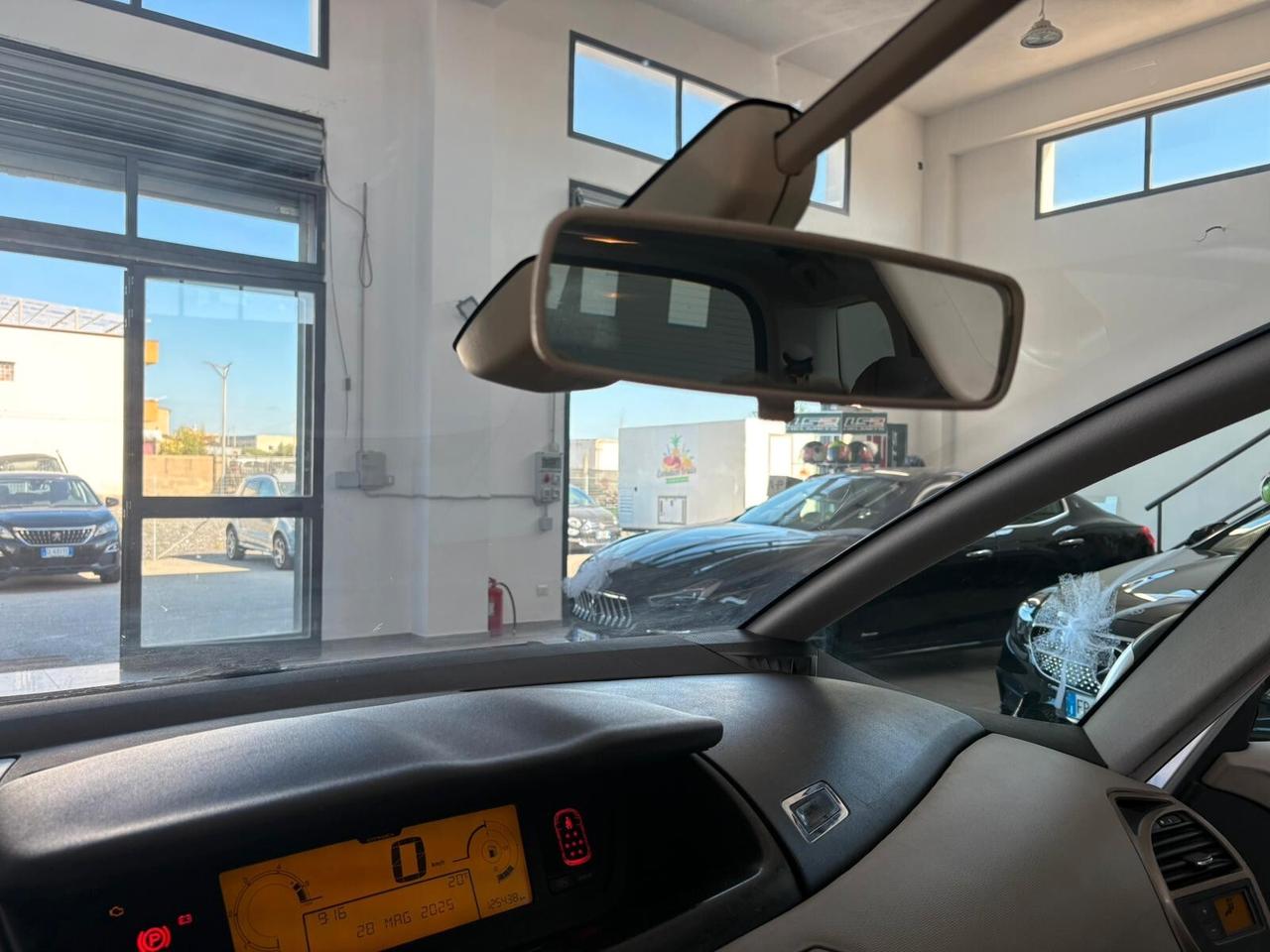 Citroen C4 Grand Picasso 1.6 HDi 110 FAP Elegance 7 POSTI