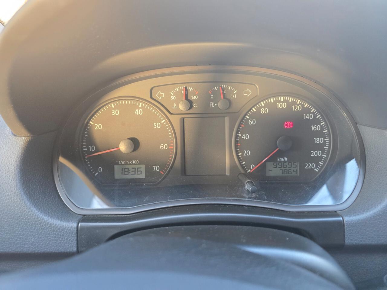 Volkswagen Polo 1.4BENZ 80CV SOLO 99000KM-2007