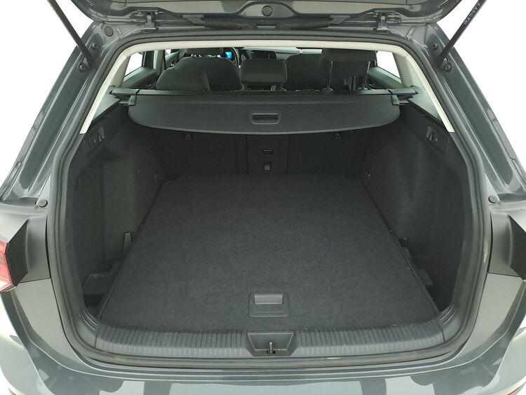 Volkswagen Golf Variant Variant Life DSG BR116508 1.0 Mild Hybrid 110CV