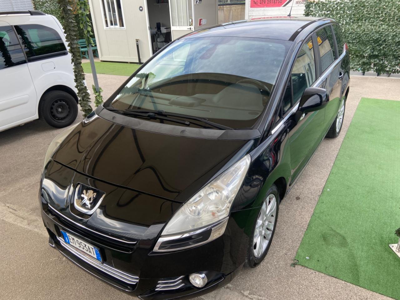 Peugeot 5008 1.6 HDi 115CV accessoriata