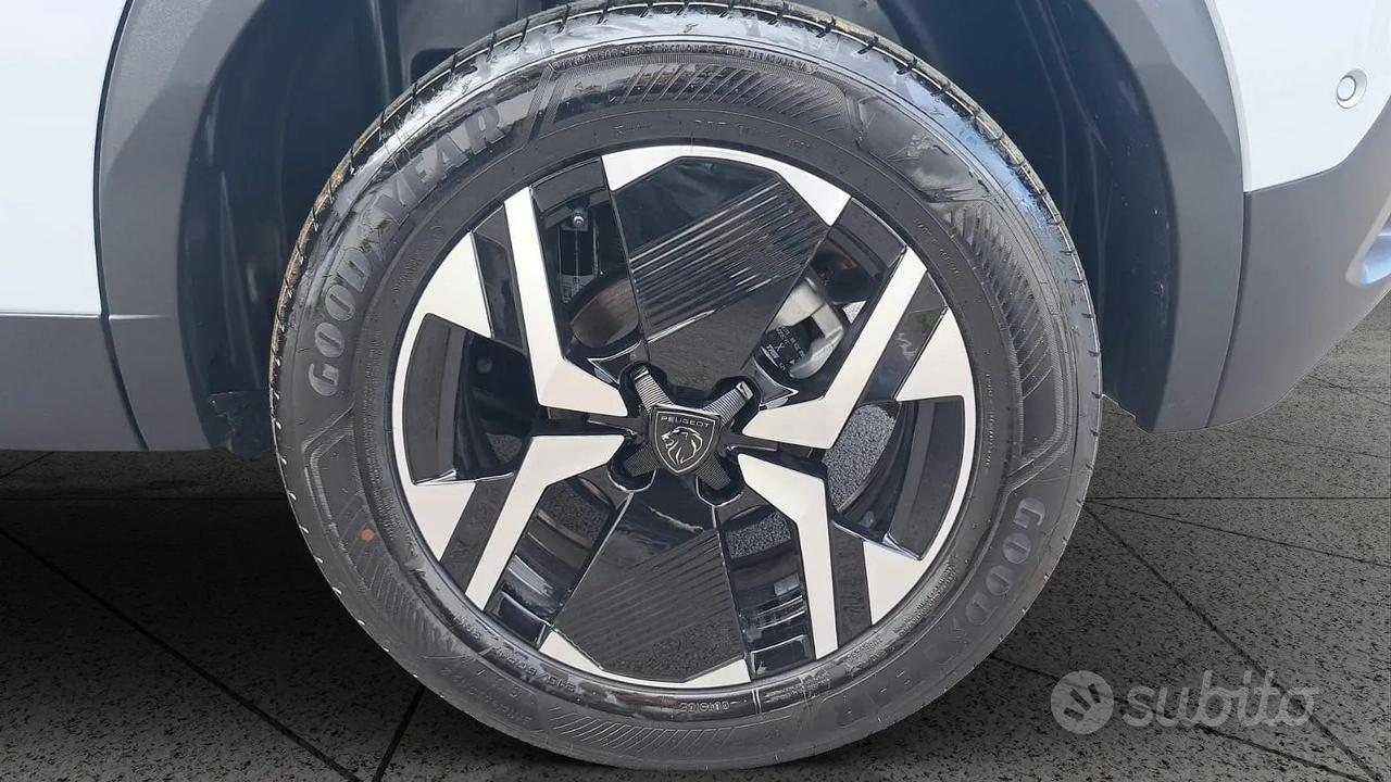 Peugeot 2008 1.2 Puretech 100 cv ALLURE