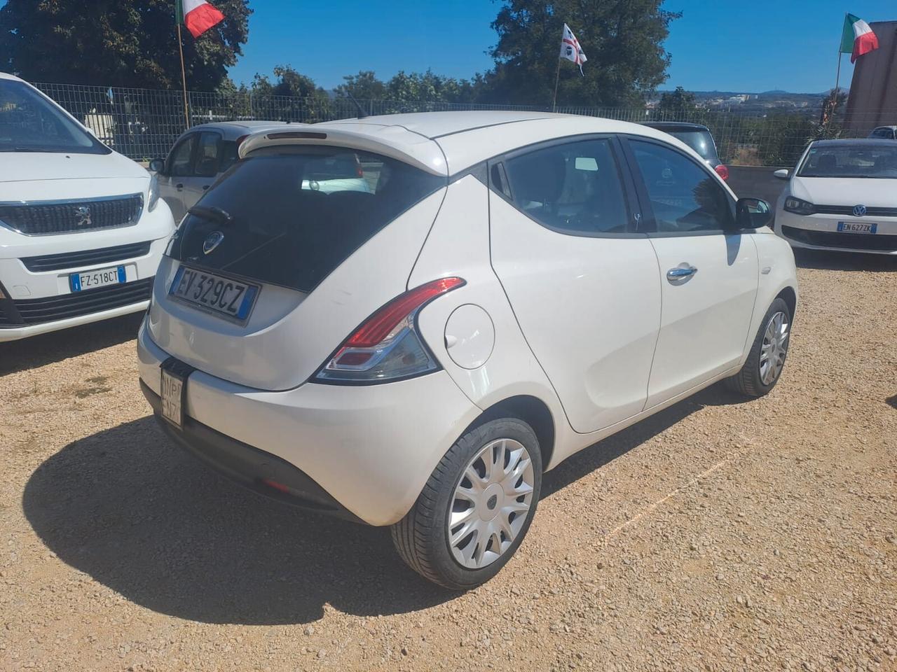 Lancia Ypsilon 1.3 MJT