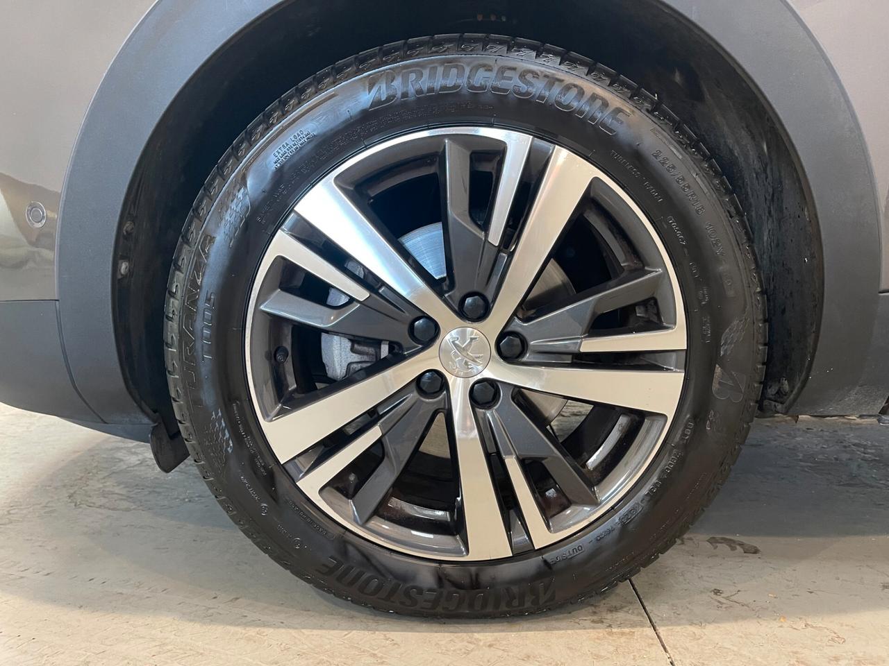 Peugeot 3008 BlueHDi 130 S&S EAT8 Allure Pack