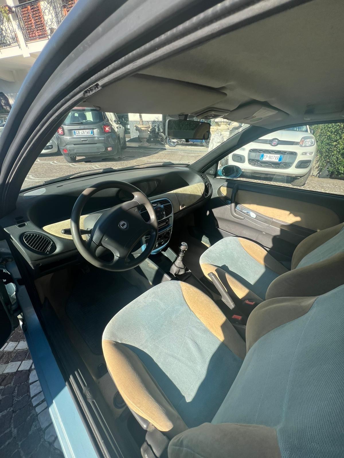 Lancia Y 1.2i cat LS GPL gas dodo