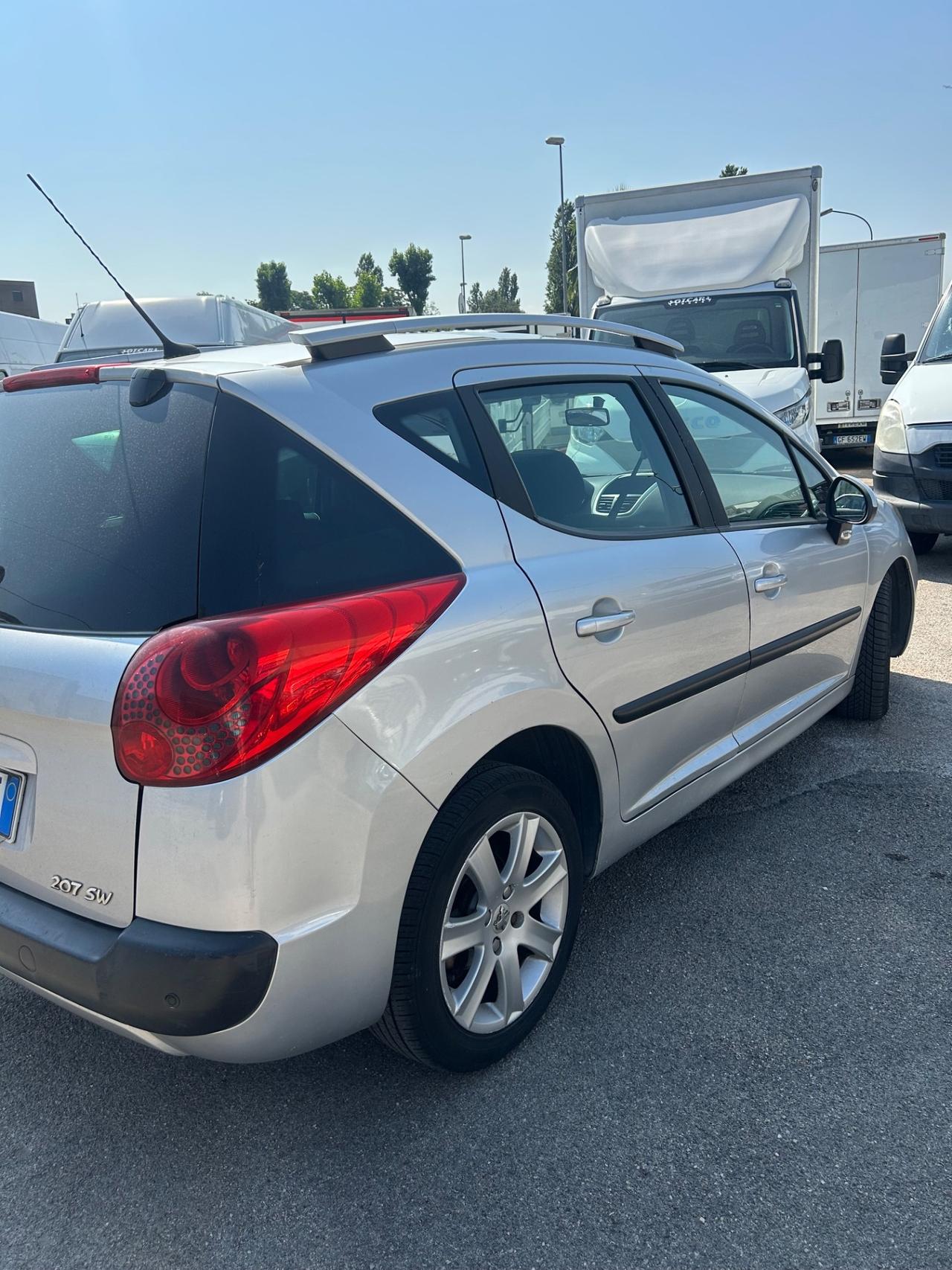 Peugeot 207 1.6 HDi 90CV FAP SW XS Ciel