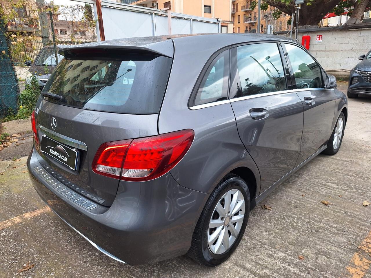 Mercedes-benz B 180 d Business