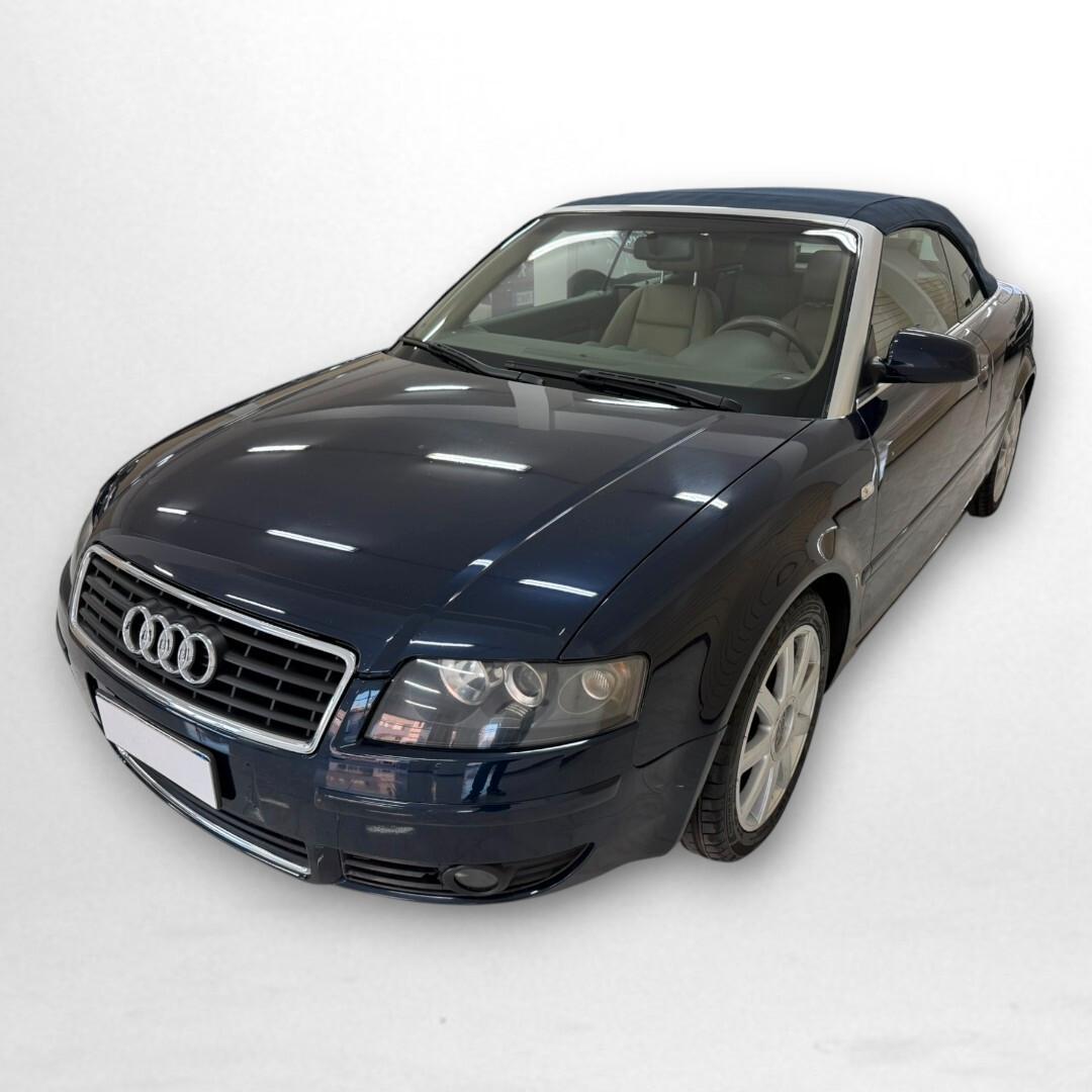 Audi A4 Cabriolet 2.5 V6 TDI cat