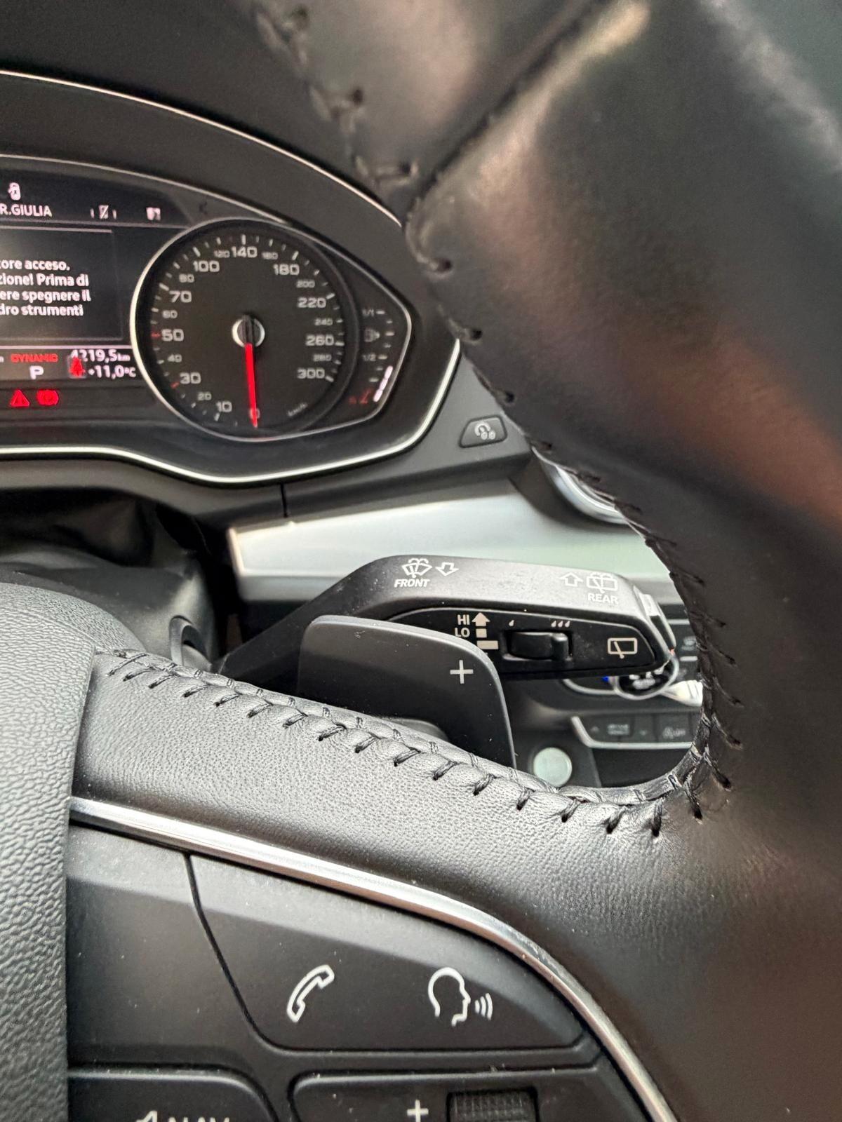 Audi Q5 35 TDI quattro S tronic Business Design