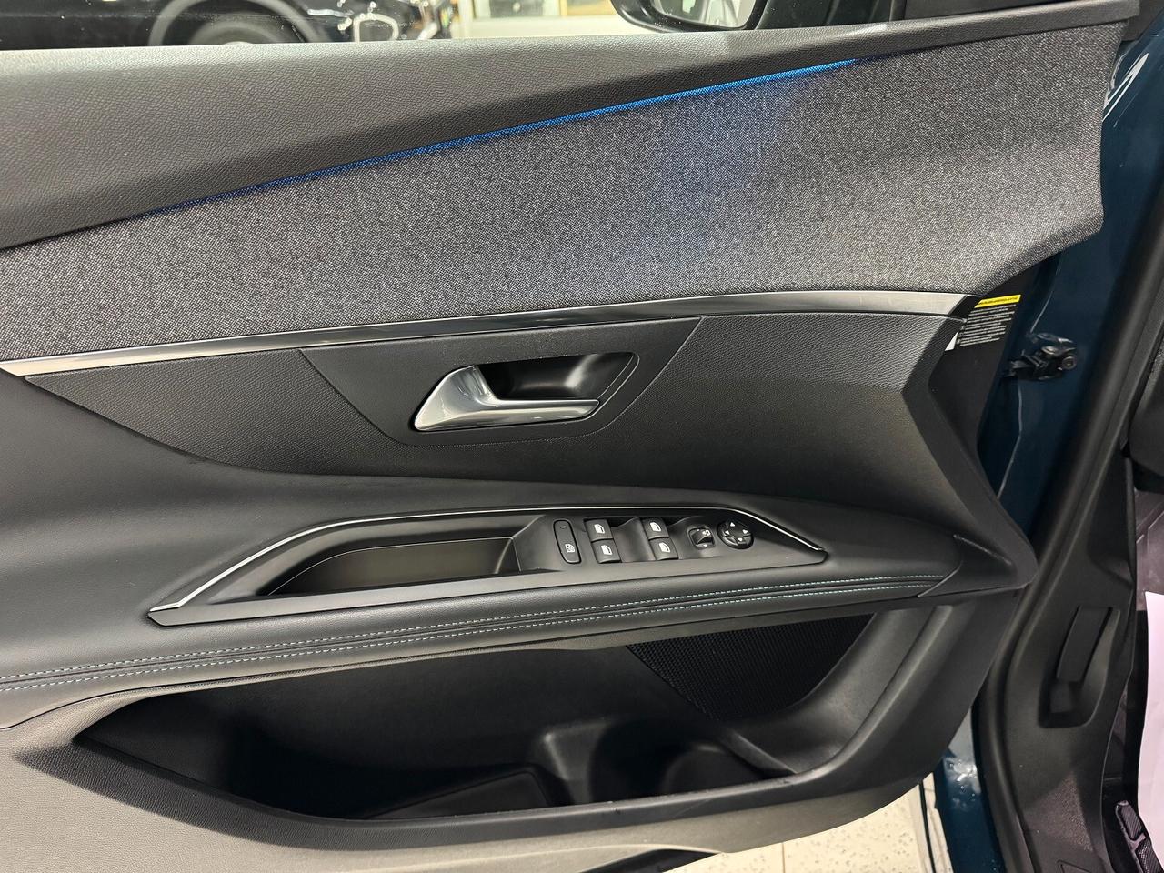 3008 1.5HDi 130cv EAT8 Allure Pack PERFETTA