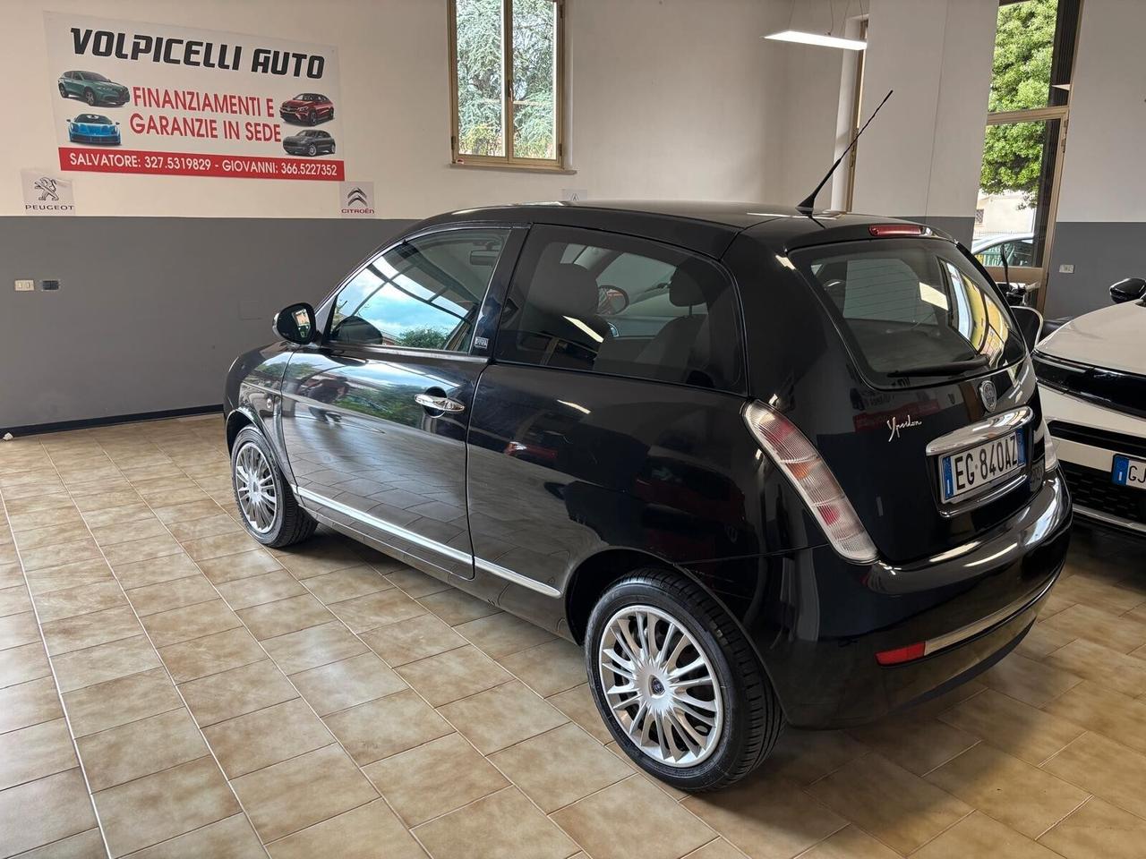 LANCIA YPSILON ANNO 2011 BZ 1.2 ADATTA NEOPATENTATI KM 64 MILA