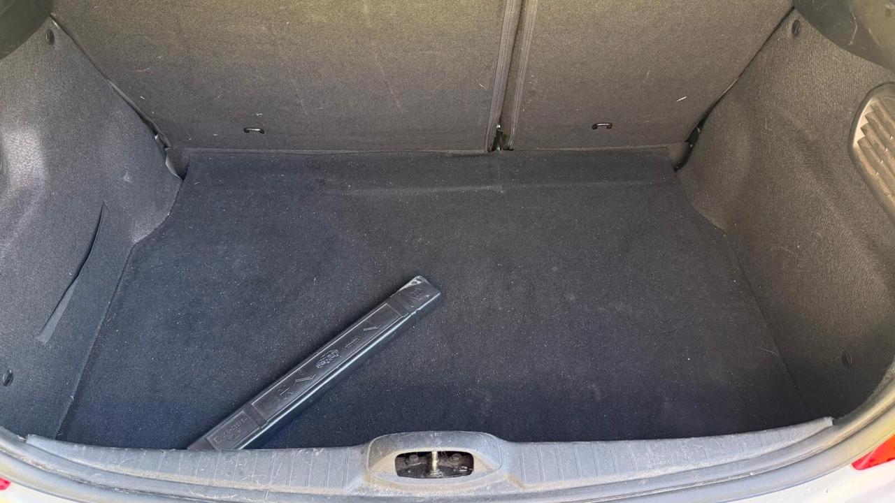 Peugeot 208 PureTech 82 5 porte Allure 2014 NEOP Gpl LEGGI TESTO