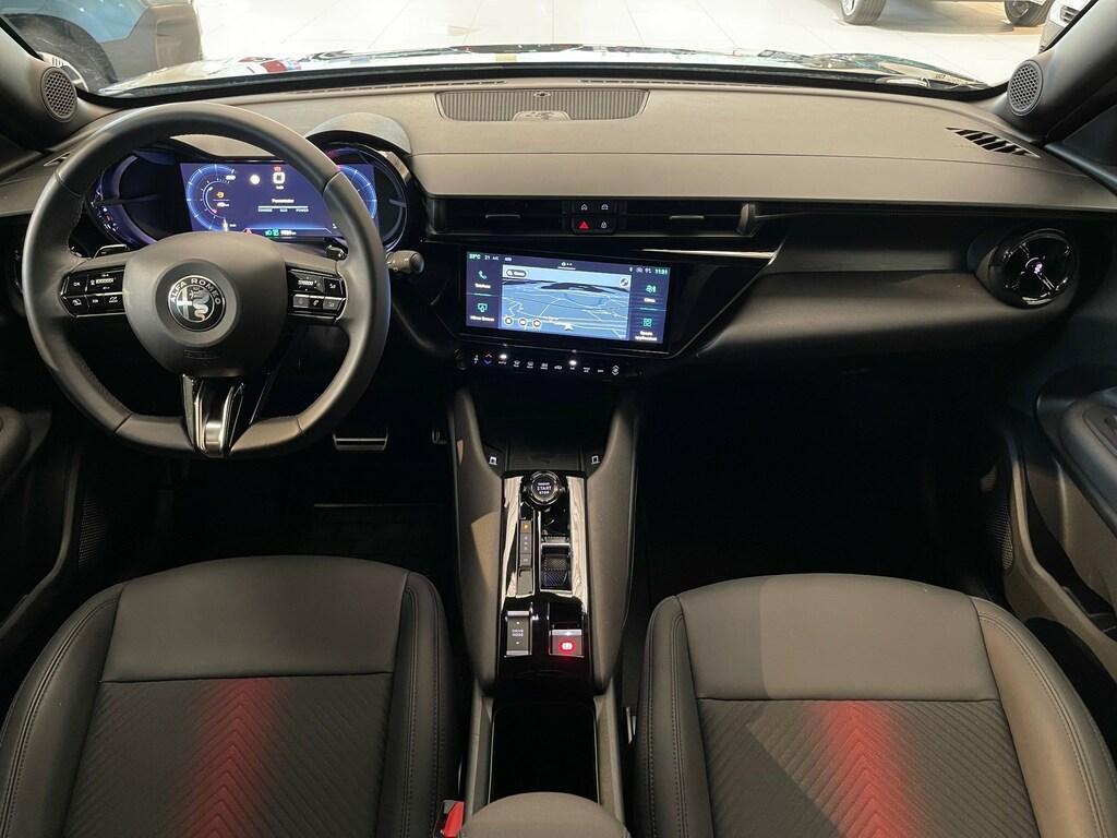 Alfa Romeo Junior 1.2 ibrida 136cv edct6