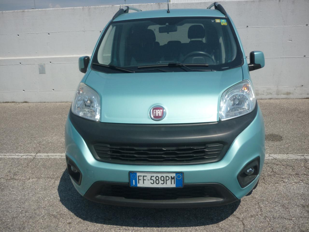 Fiat Qubo 1.4 8V CV 77 Lounge Natural Power