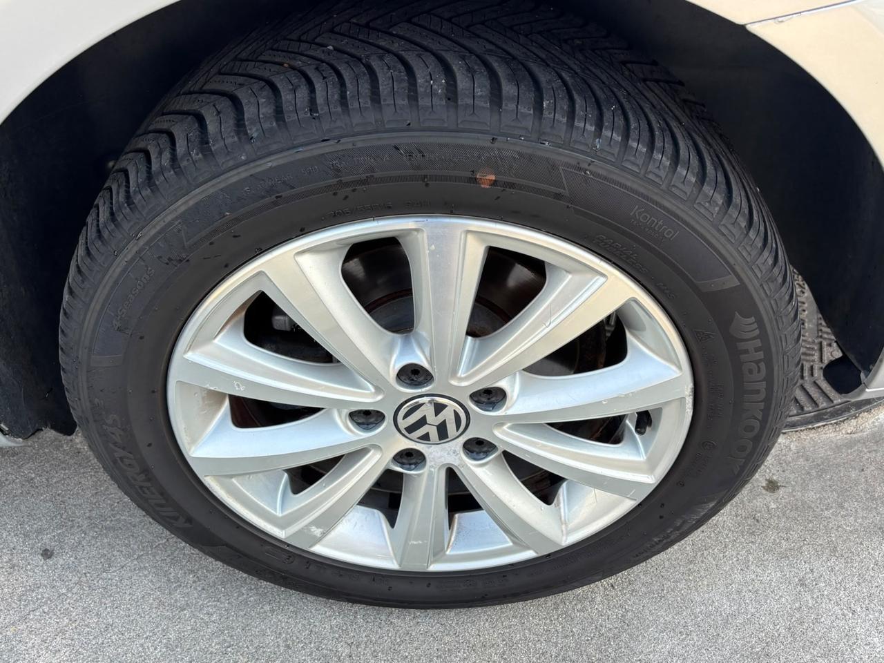 Volkswagen Touran 2.0 TDI 140 CV DSG Highline