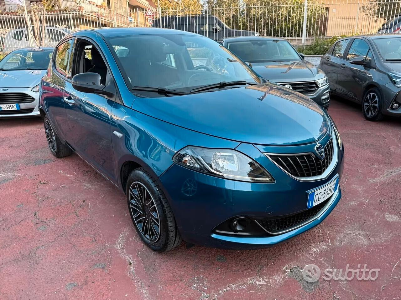 LANCIA YPSILON HYBRID