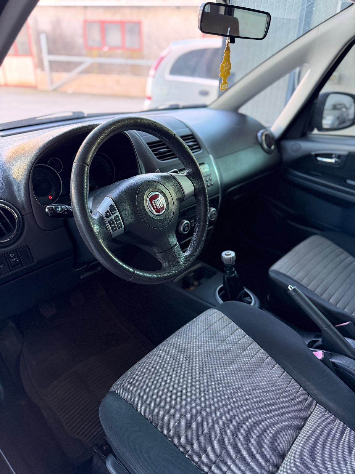 Fiat Sedici 1.6 16V 4x2 Emotion