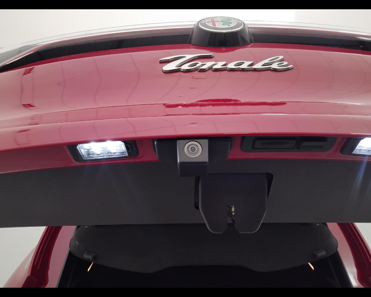 ALFA ROMEO Tonale - Tonale 1.5 hybrid Veloce 160cv tct7