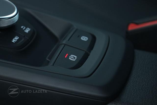 AUDI Q2 30 TFSI Business Advanced