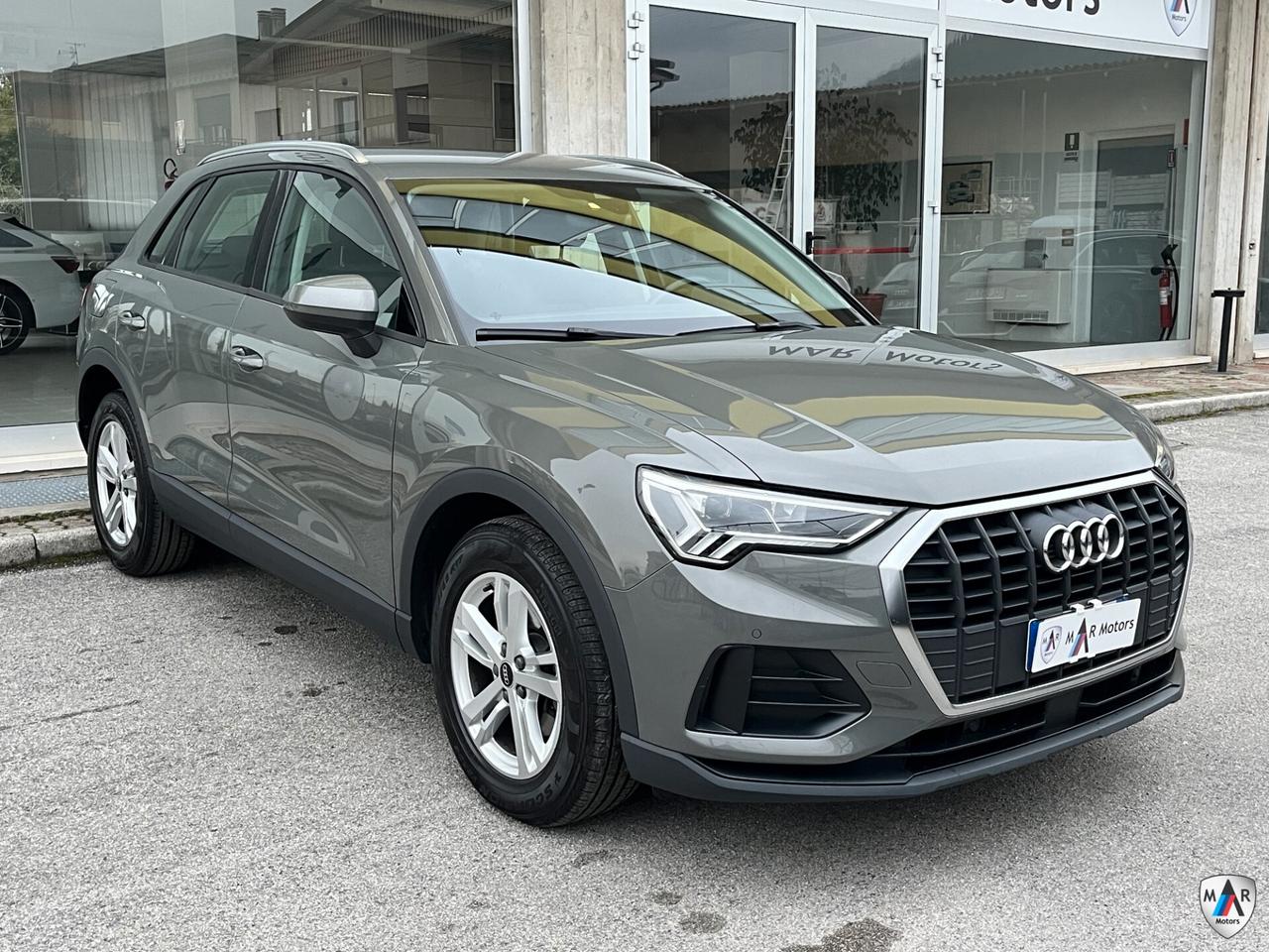Audi Q3 35 TDI S tronic Business Advanced