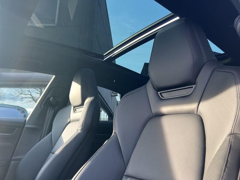 Porsche Macan Macan 4 EV 100 kWh 408 CV