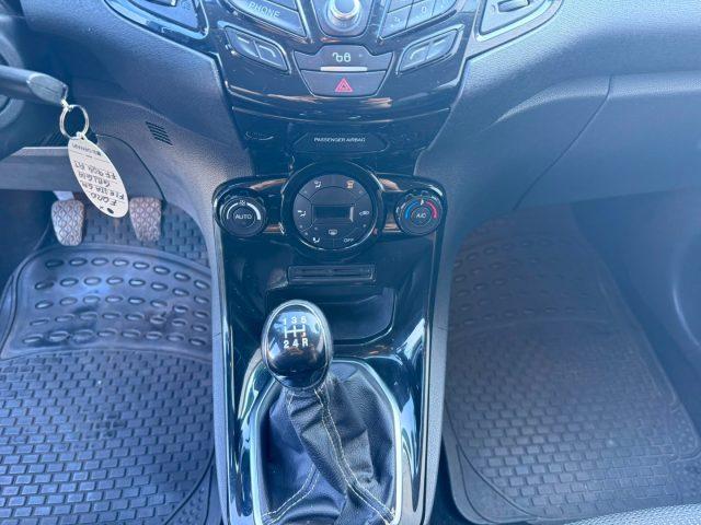 FORD Fiesta 1.4 5 porte GPL DI CASA Titanium OK NEOPATENTATO