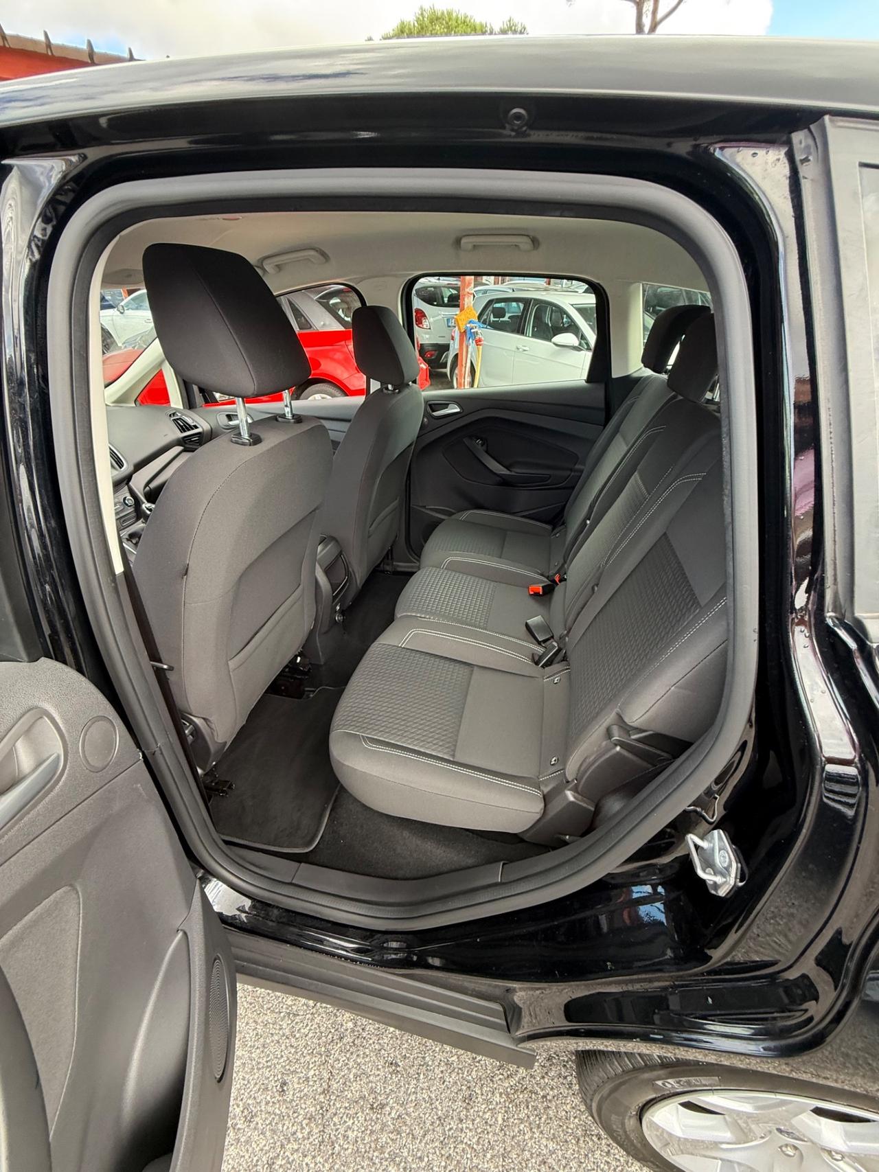 C-Max 1.5 TDCi 120CV- Titanium-unipro-rate-E6