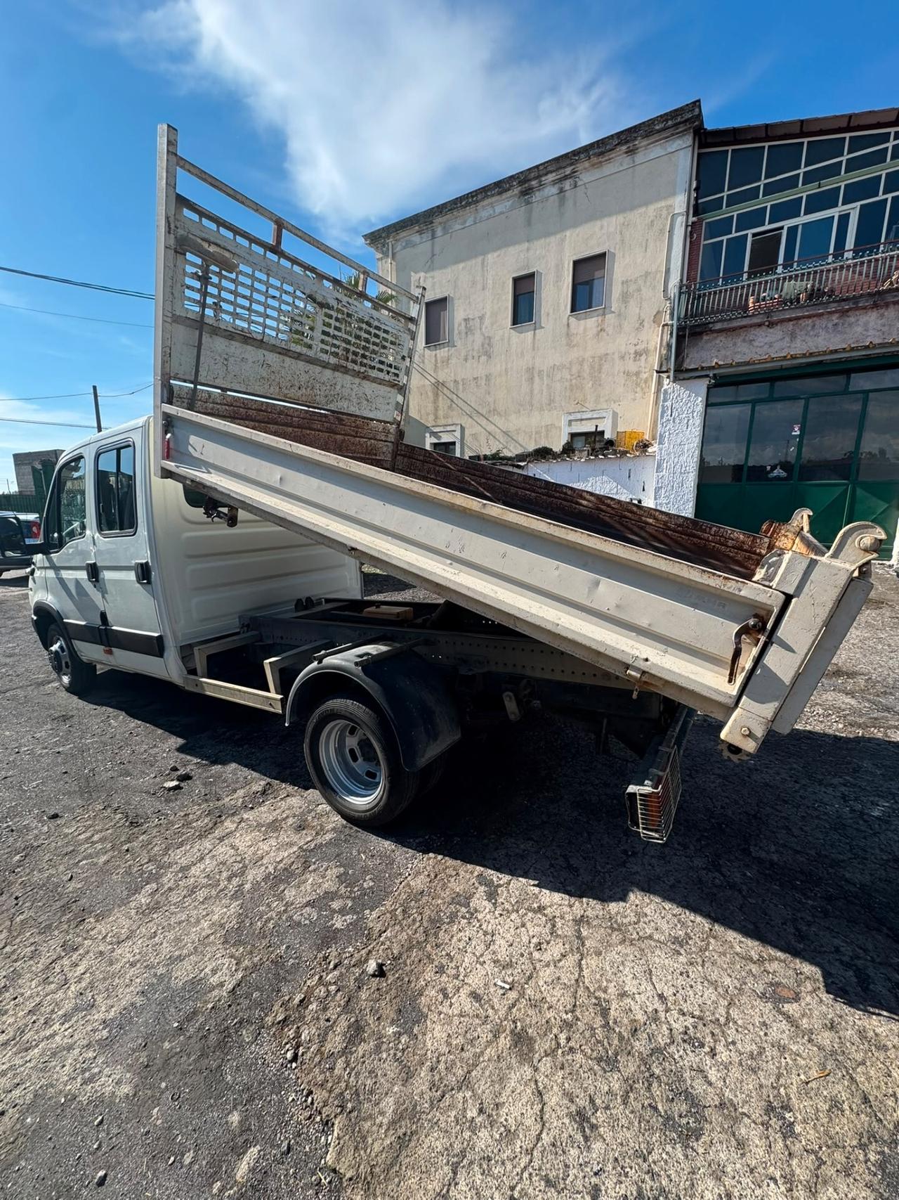 IVECO DAILY 35C13 3.0 HPI DOPPIA CABINA RIBALTABILE 130 CV