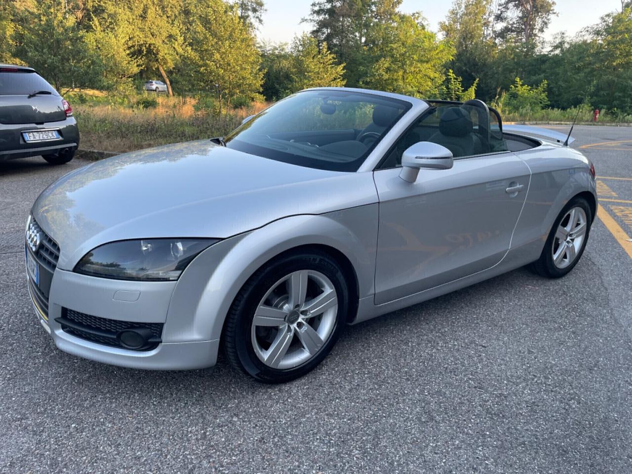 Audi TT Roadster 2.0 TFSI*Automatik*Cabrio*