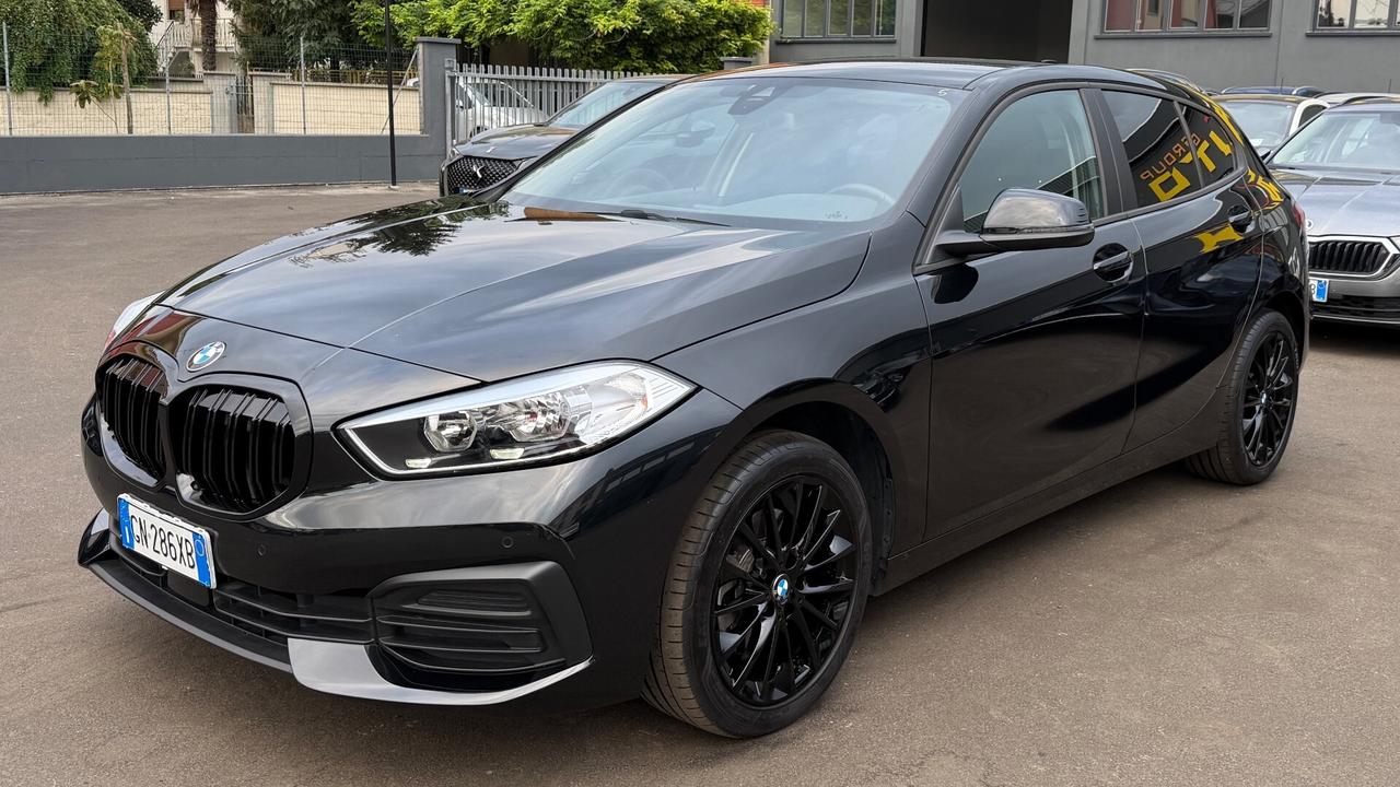 BMW 116D 1.5 BUSINESS ADVANTAGE AT7 116 CV - VIRTUAL COCKPIT, CARPLAY, NEOPATENTATI
