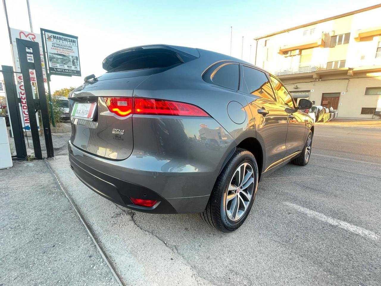 Jaguar F-Pace 2.0 D 180 CV AWD aut. R-Sport