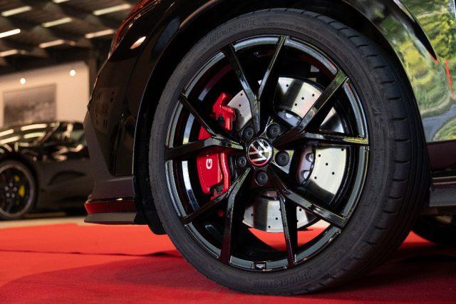 VOLKSWAGEN Golf GTI 2.0 TSI GTI CLUBSPORT 300CV.PERFORMANCE.AKRAPOVIC.