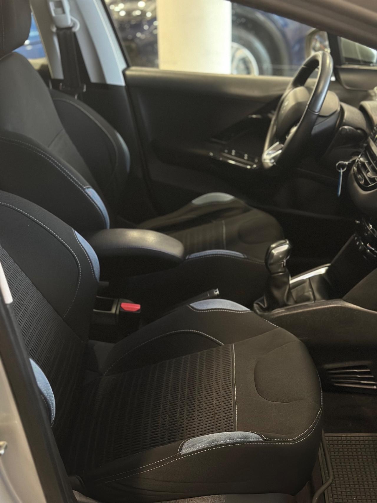 Peugeot 208 1.6 e-HDi 92 CV Stop&Start 5 porte Allure